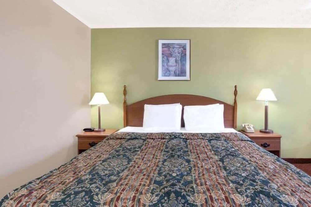 Motel 6 Stafford, TX – SW Houston - Sugarland photo 28