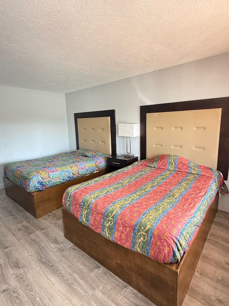 BlissPoint Inn FKA Motel 6t7 photo 11
