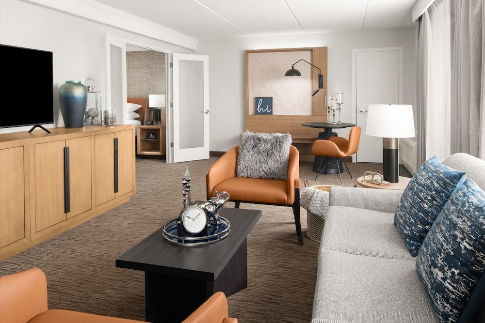 Sheraton Milwaukee Brookfield Hotel photo 15