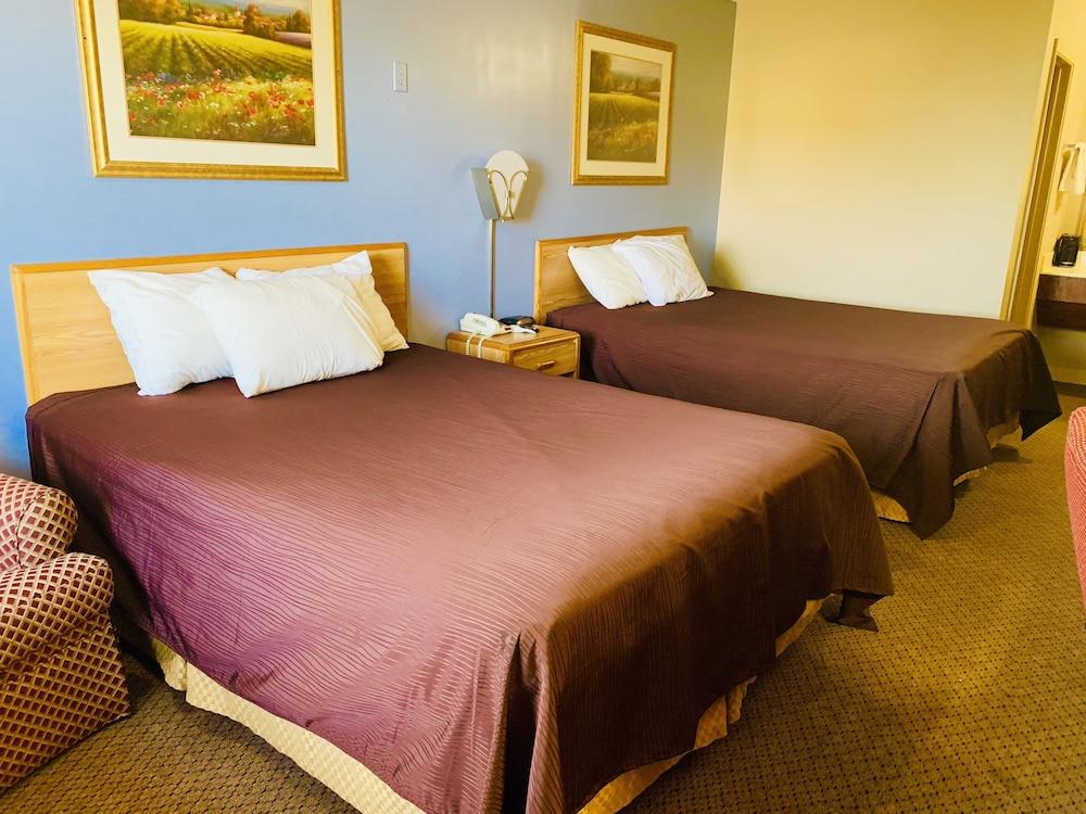 Mallard Inn photo 25