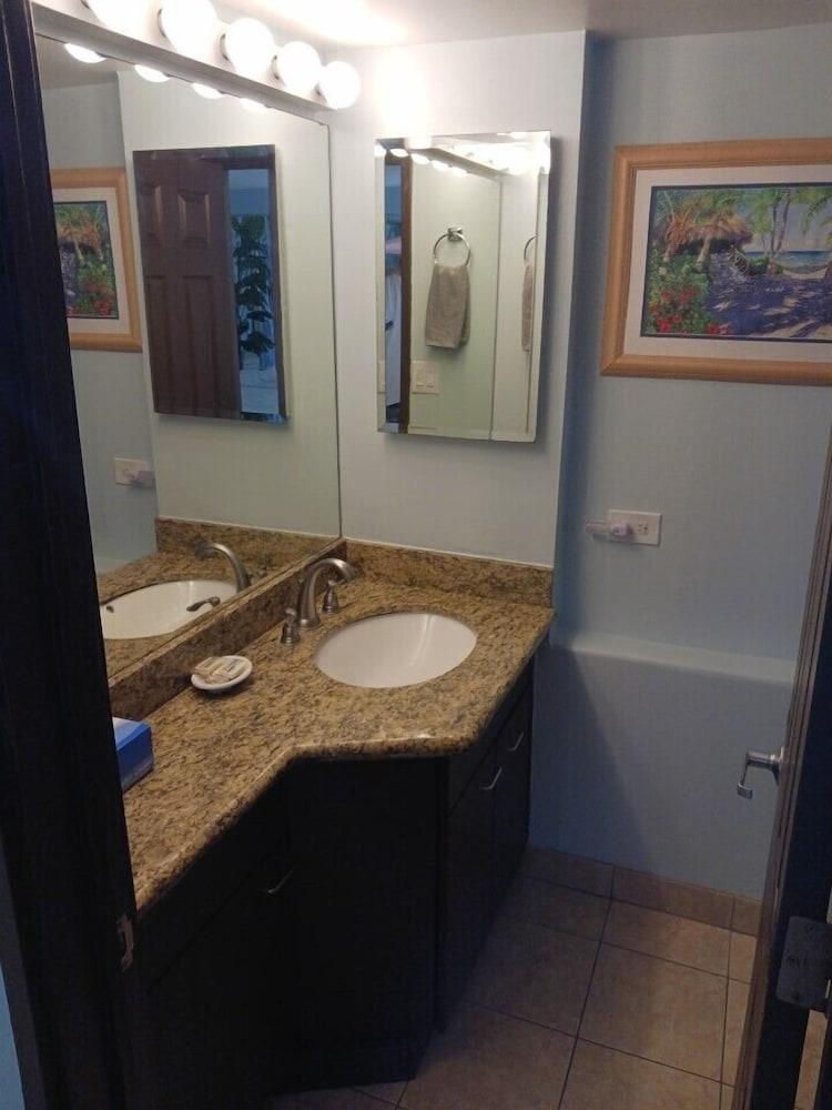 Diamond Head Beach Hotel photo 27