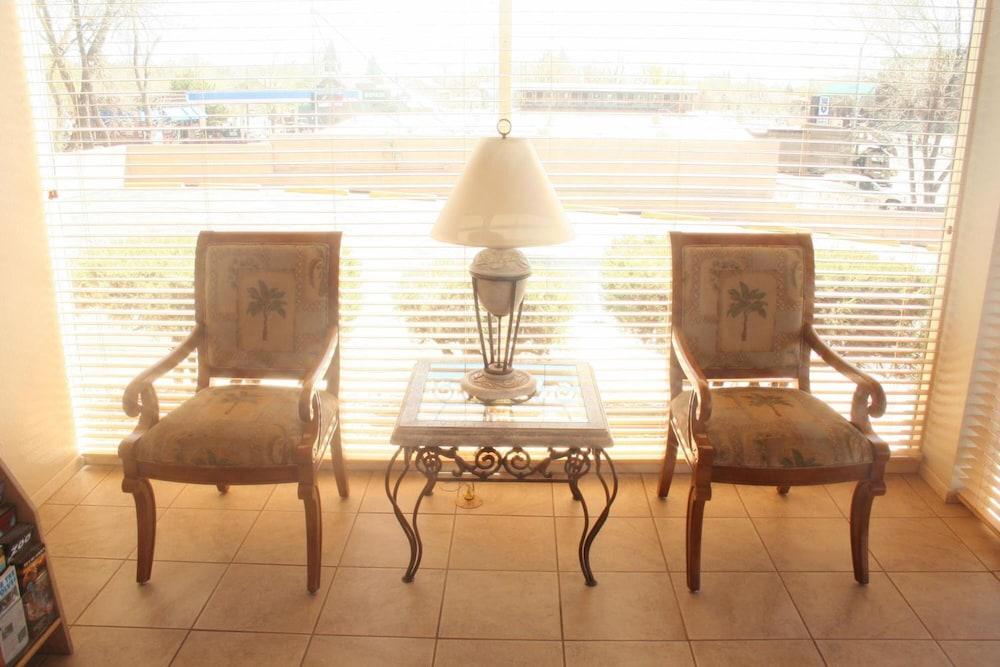 Highland Country Inn photo 30