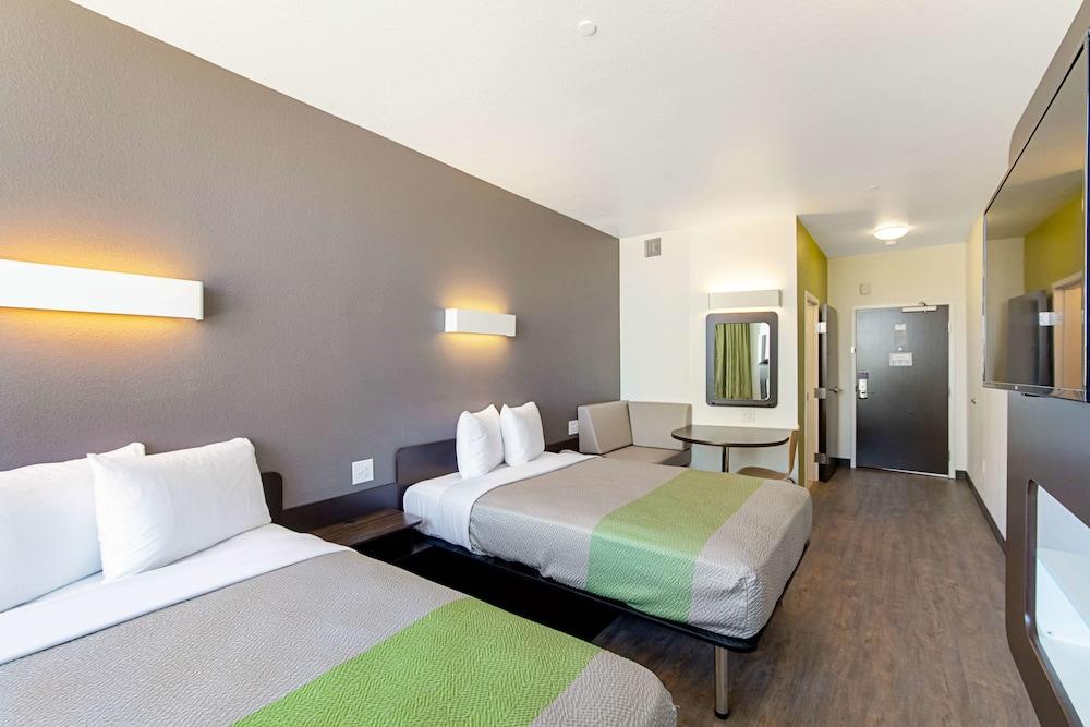 Motel 6 Austin, TX - Airport photo 33