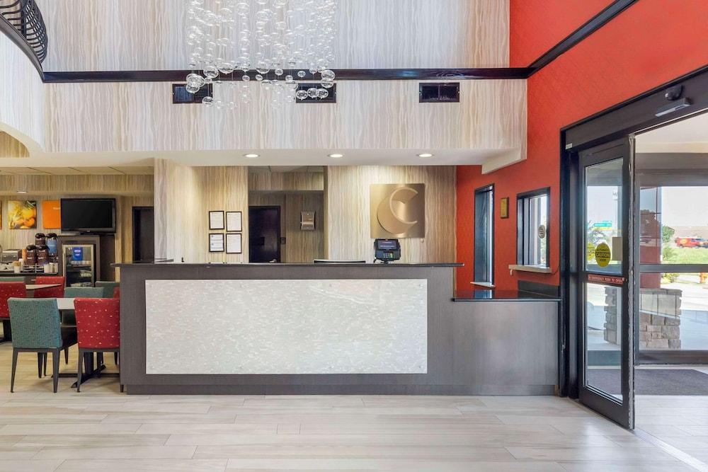 Comfort Suites Fairgrounds West photo 20