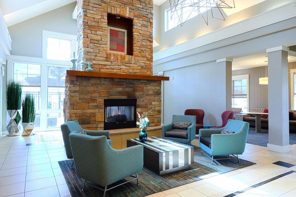 Residence Inn Marriott Airport photo 2