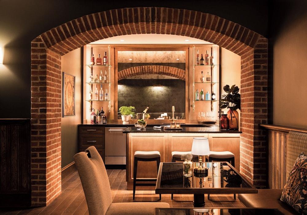 86 State Circle - Luxury Boutique Hotel photo 9
