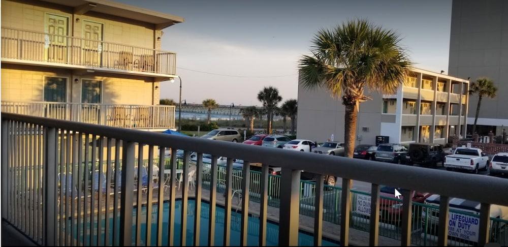 Admiral Motor Inn photo 34