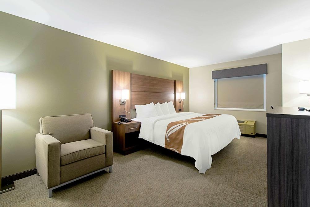 Quality Inn Mishawaka - South Bend photo 31