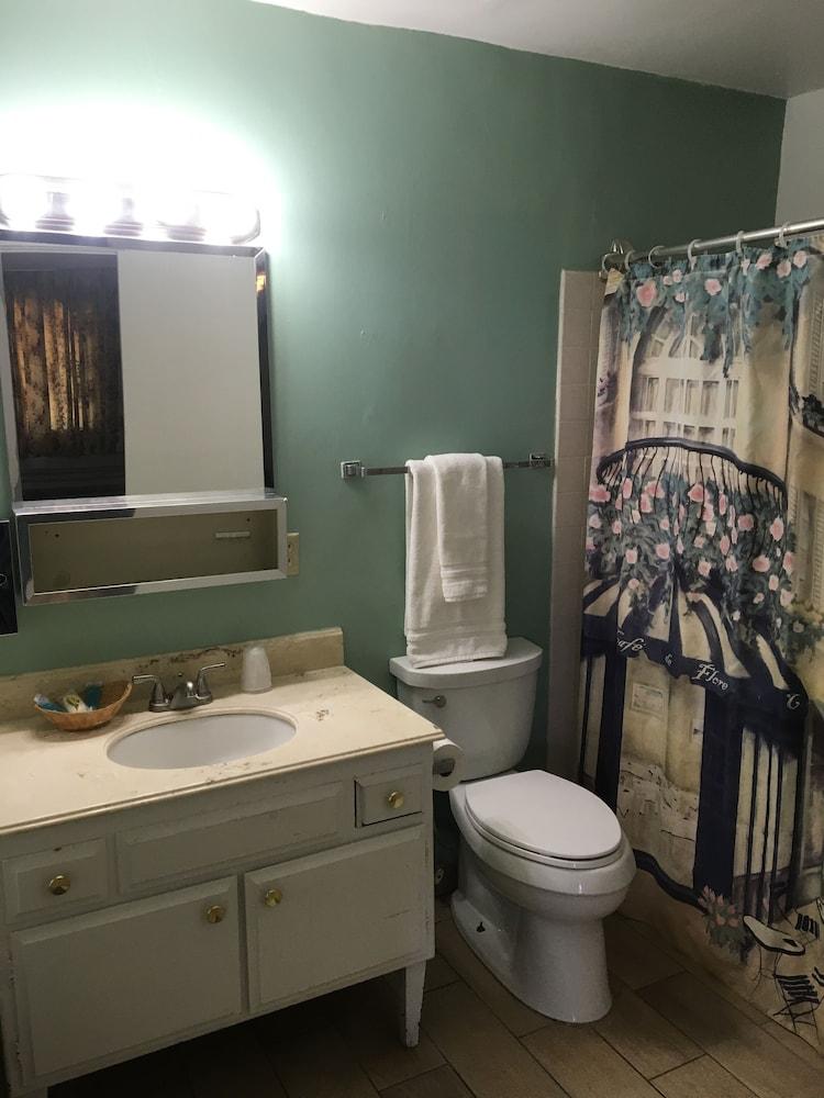 Sandpiper Springs Spa & Retreat photo 9