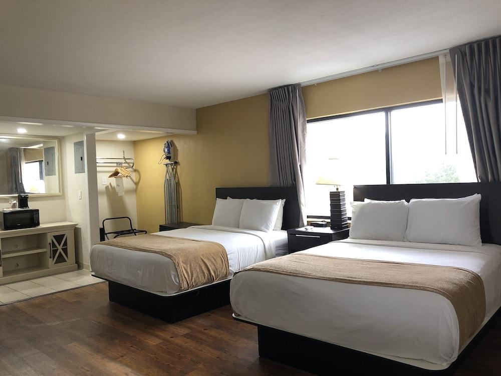 Ocean Reef Hotel photo 11