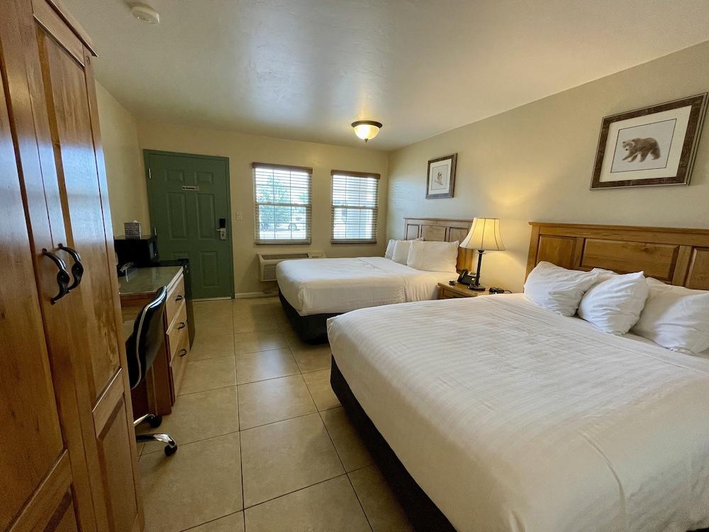 Arizona Sunset Inn photo 13