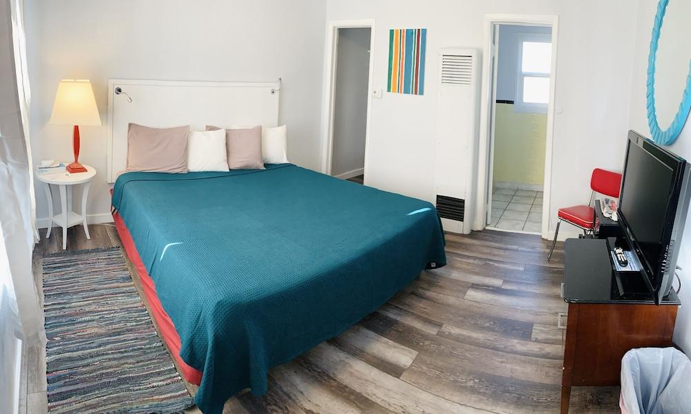 Circle R Motel photo 7