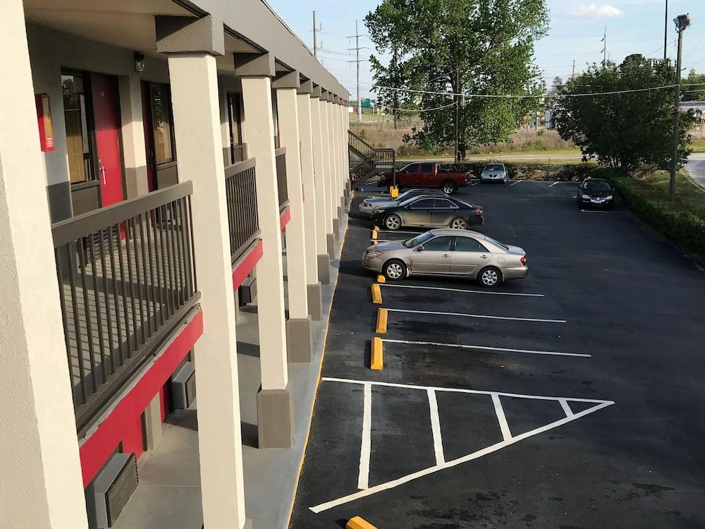 Americas Best Value Inn Ft. Jackson photo 12