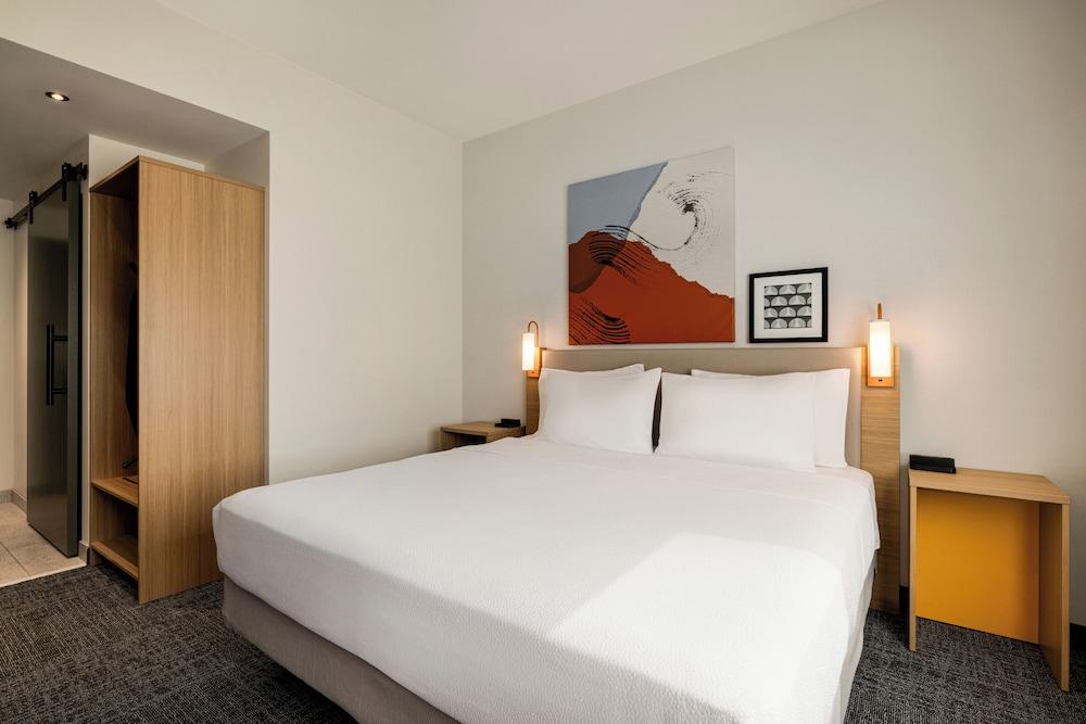 Spark By Hilton Las Vegas Airport photo 21