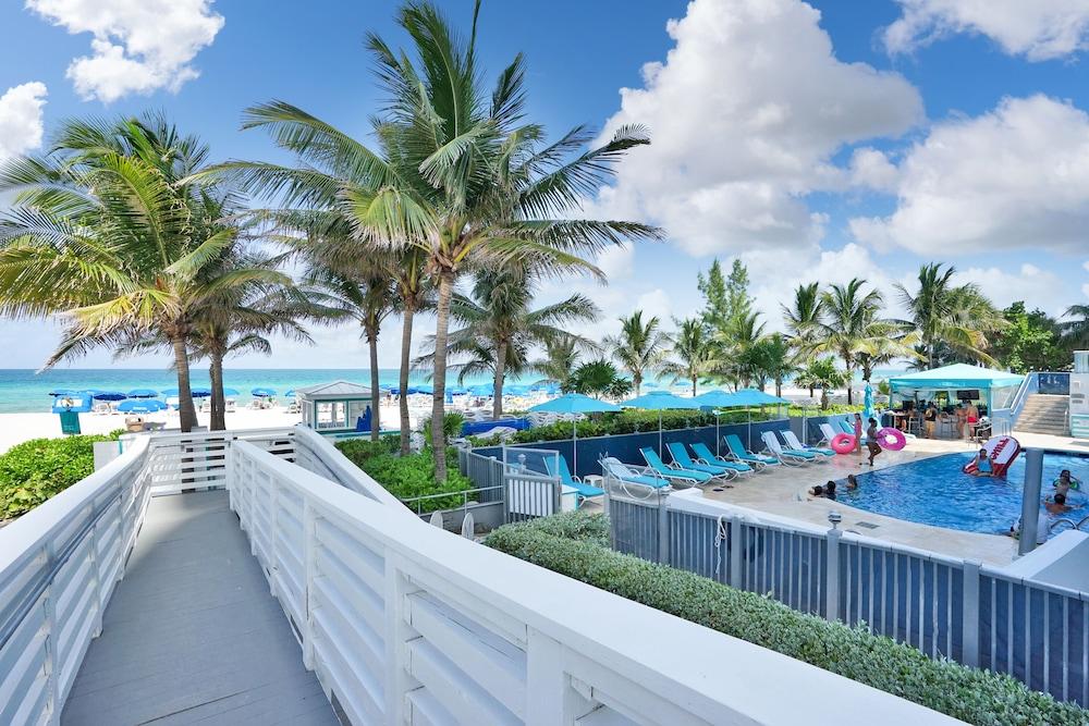 Marenas Beach Resort by FMM photo 37
