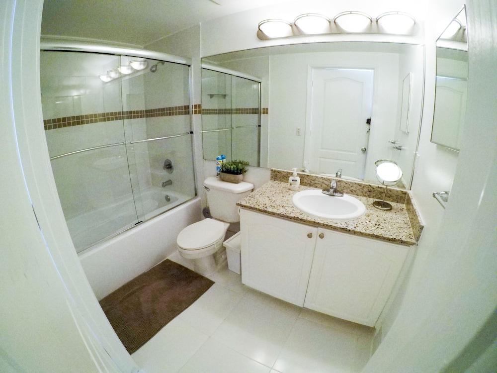 Intracostal Sunny Isles photo 16