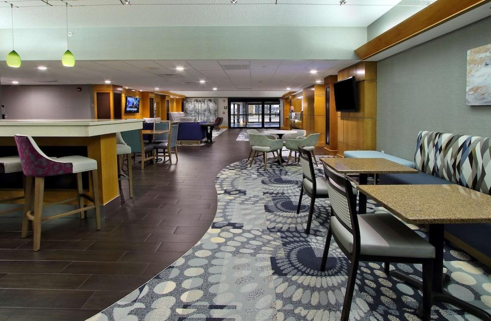 Hampton Inn Hagerstown-I-81 photo 38