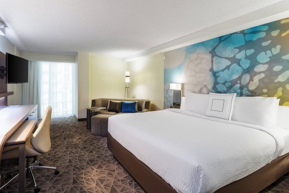 Courtyard by Marriott Miami Downtown photo 5