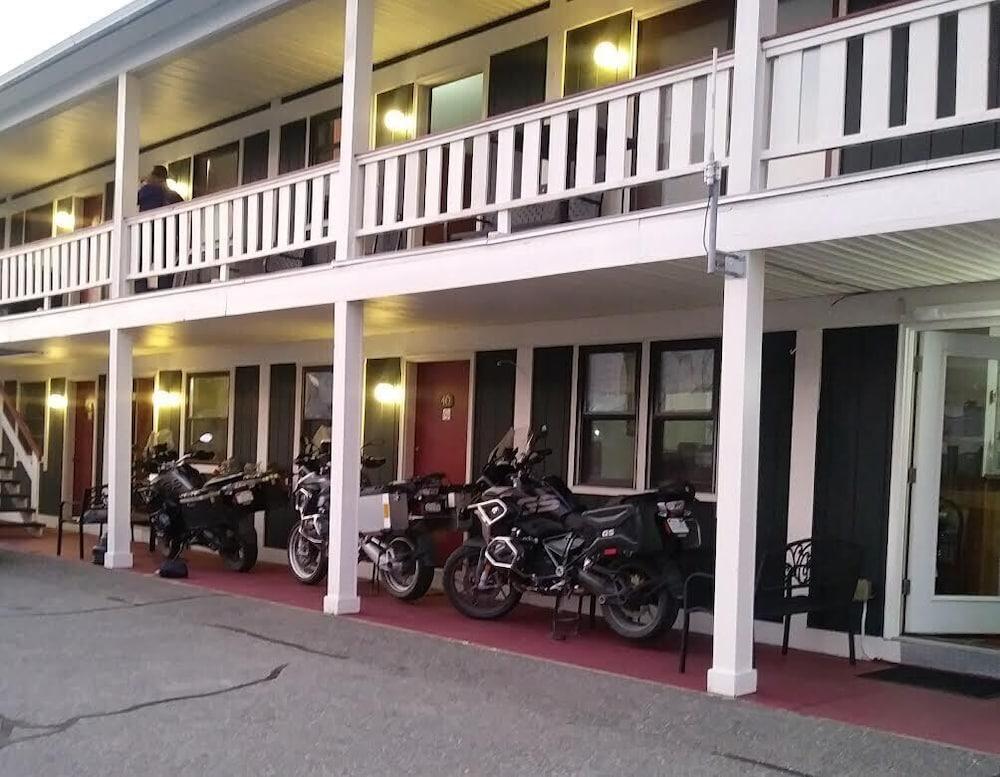Briarwood Motor Inn photo 1