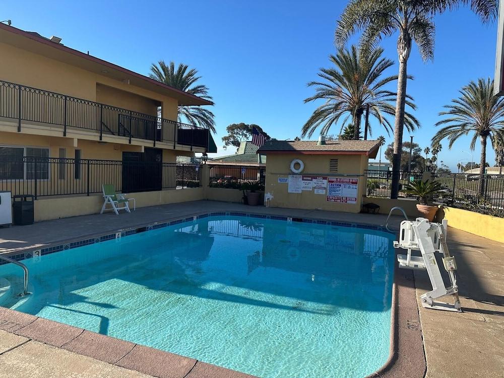 Hotel Avenida - Oceanside Camp Pendleton photo 16