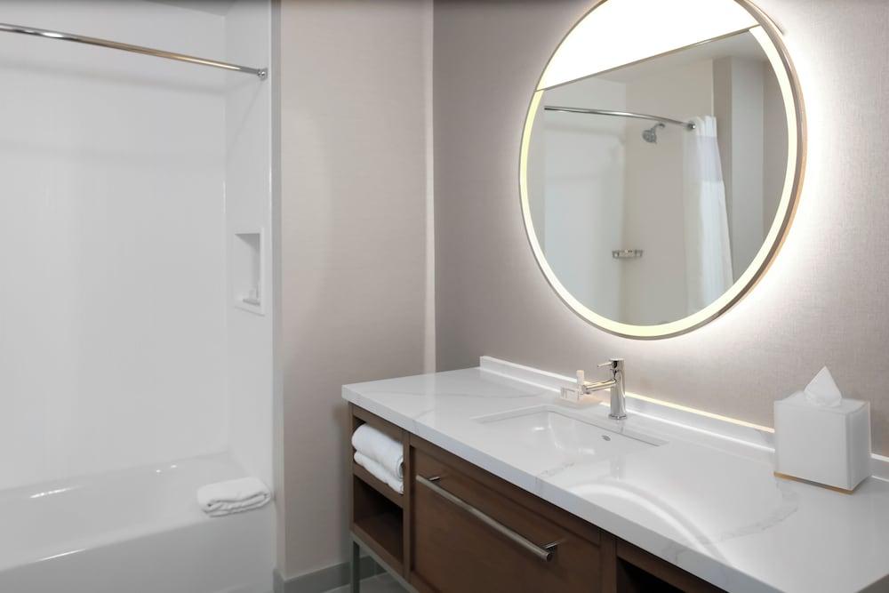 Courtyard by Marriott Thomasville Downtown photo 18