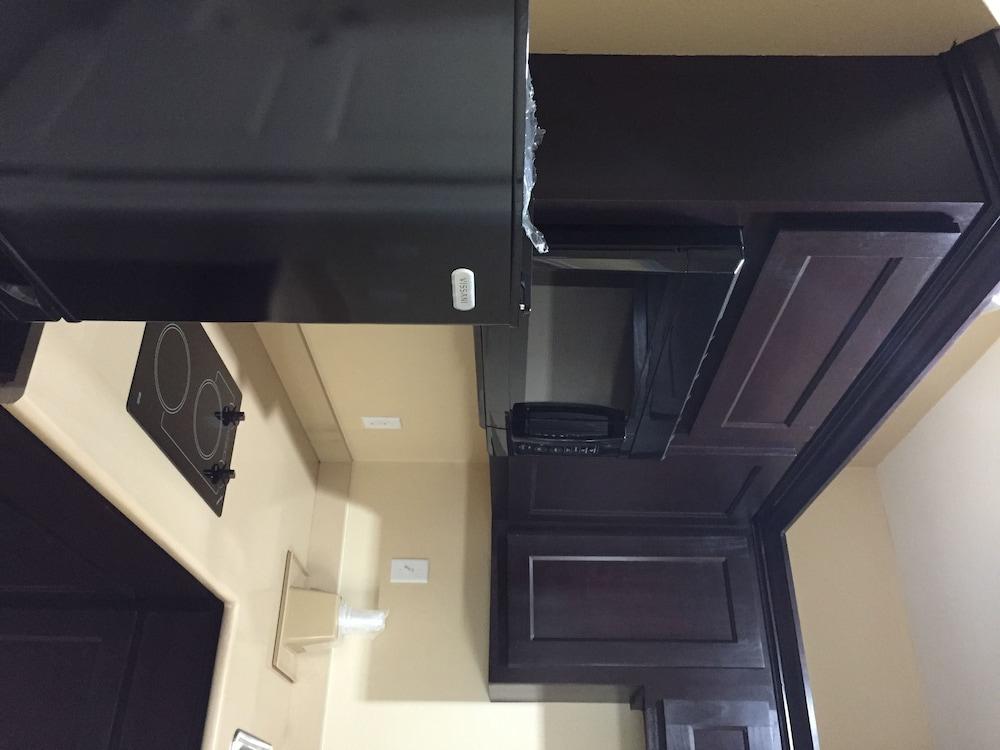 Downtowner Inns photo 6