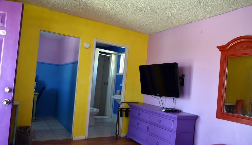 Comfort Suites Fairgrounds West photo 64