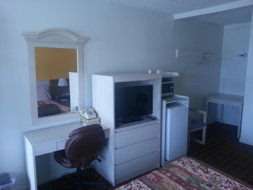 XIT Ranch Motel photo 13