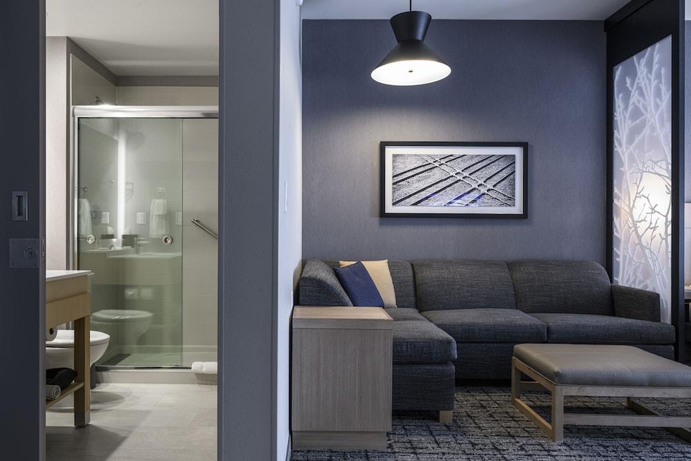 Hyatt Place Indianapolis / Fishers photo 16