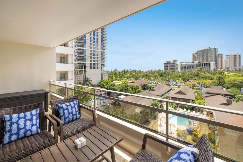 Regency on Beachwalk Waikiki by OUTRIGGER photo 20