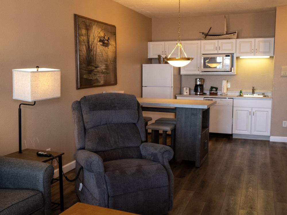 Delavan Lake Resort photo 21