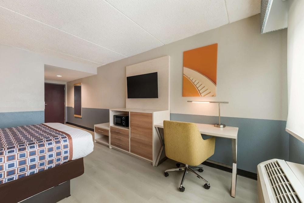 Baymont by Wyndham Westampton photo 6