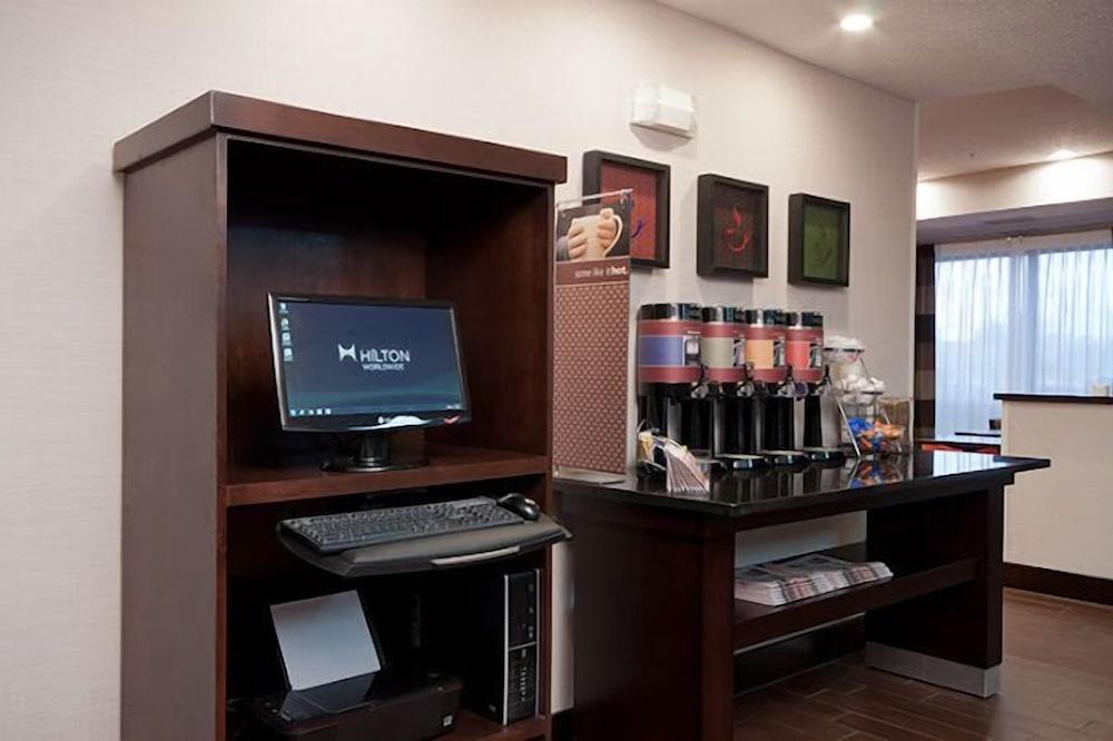 Countryside Inn and Suites photo 19