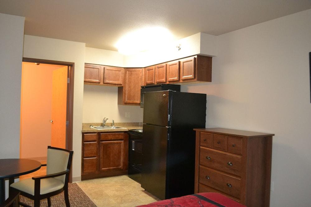 Bismarck Motor Motel photo 2
