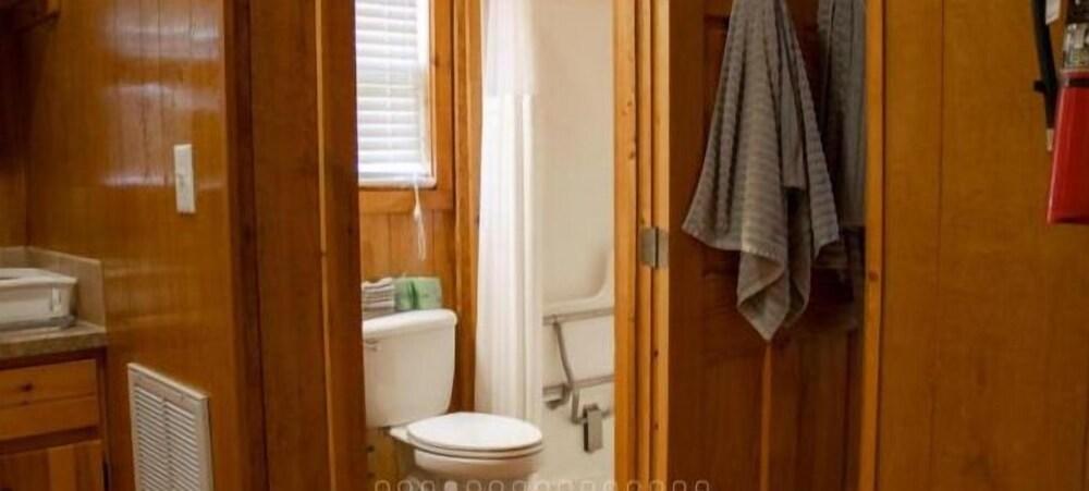 Hideaway RV Resort photo 2