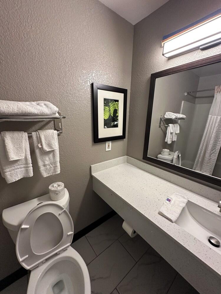 Studio 6 Columbus, GA – Columbus Airport photo 28