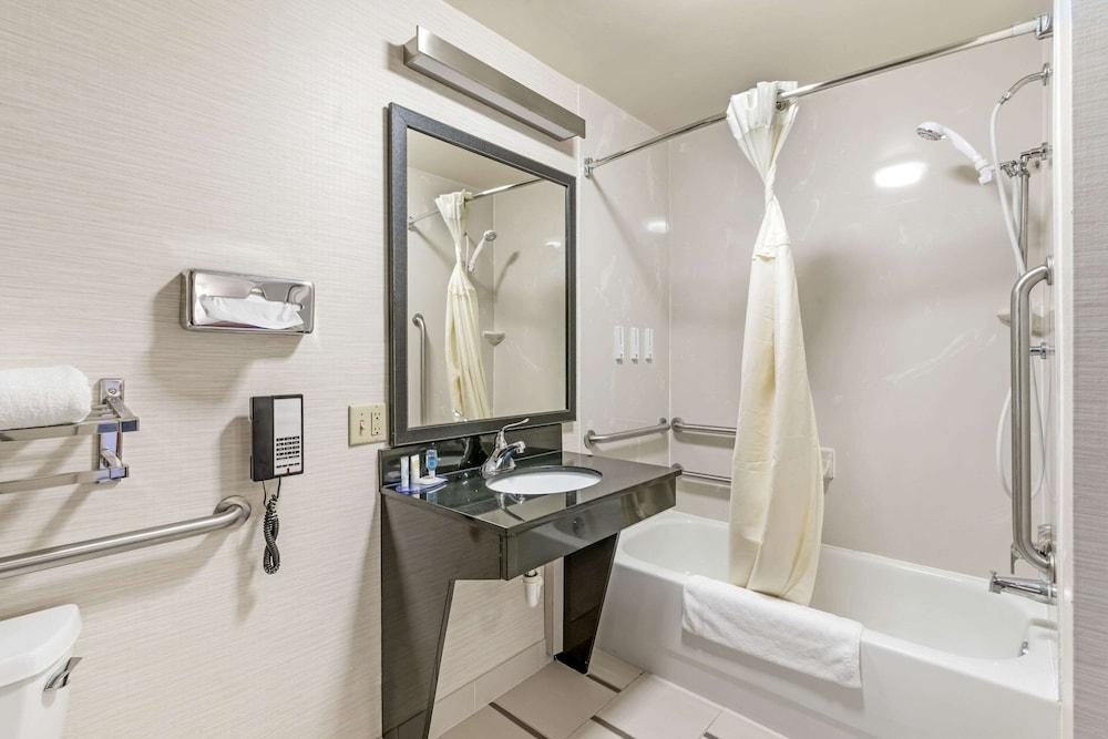 Comfort Inn & Suites Berea photo 14