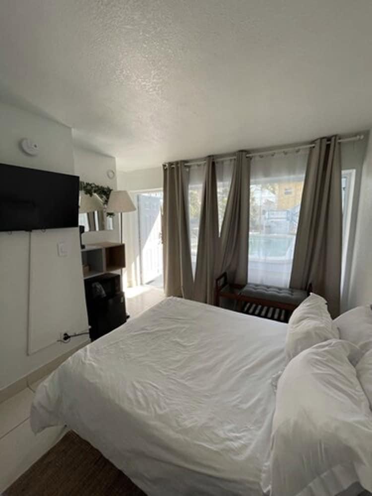Hotel Motel Lauderdale Inn photo 4