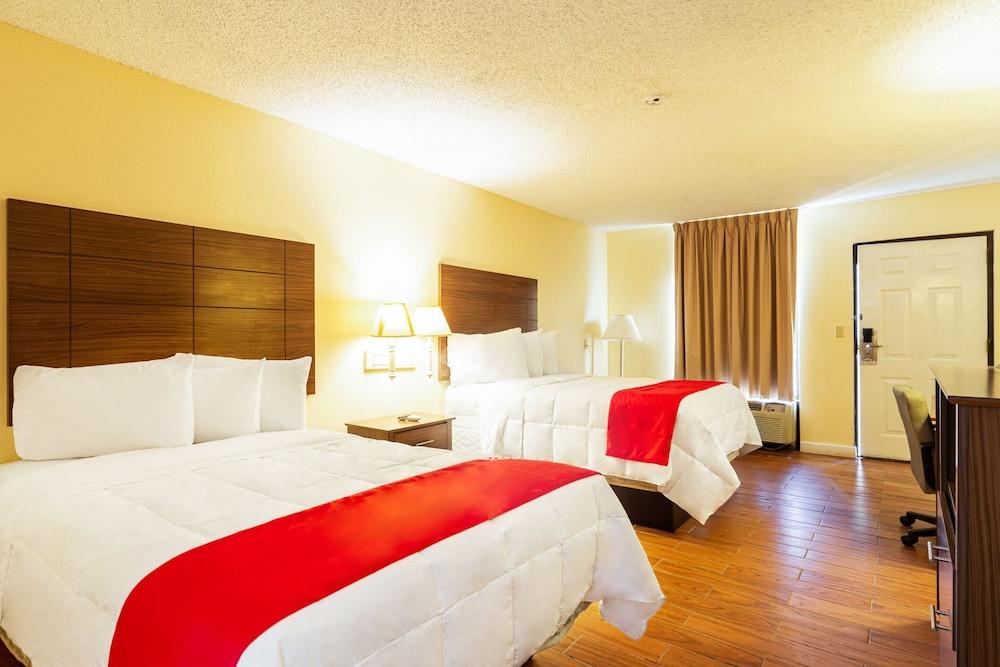 Days Inn by Wyndham Atmore photo 41