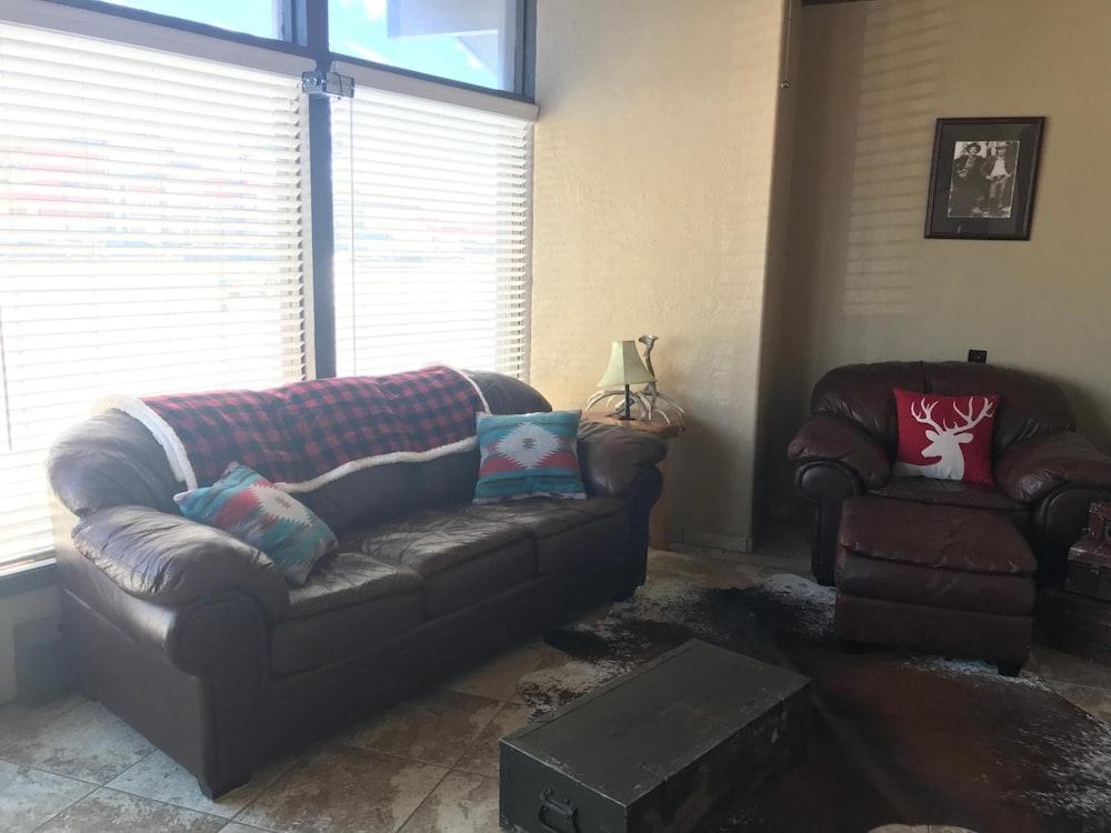 Country West Motel photo 19