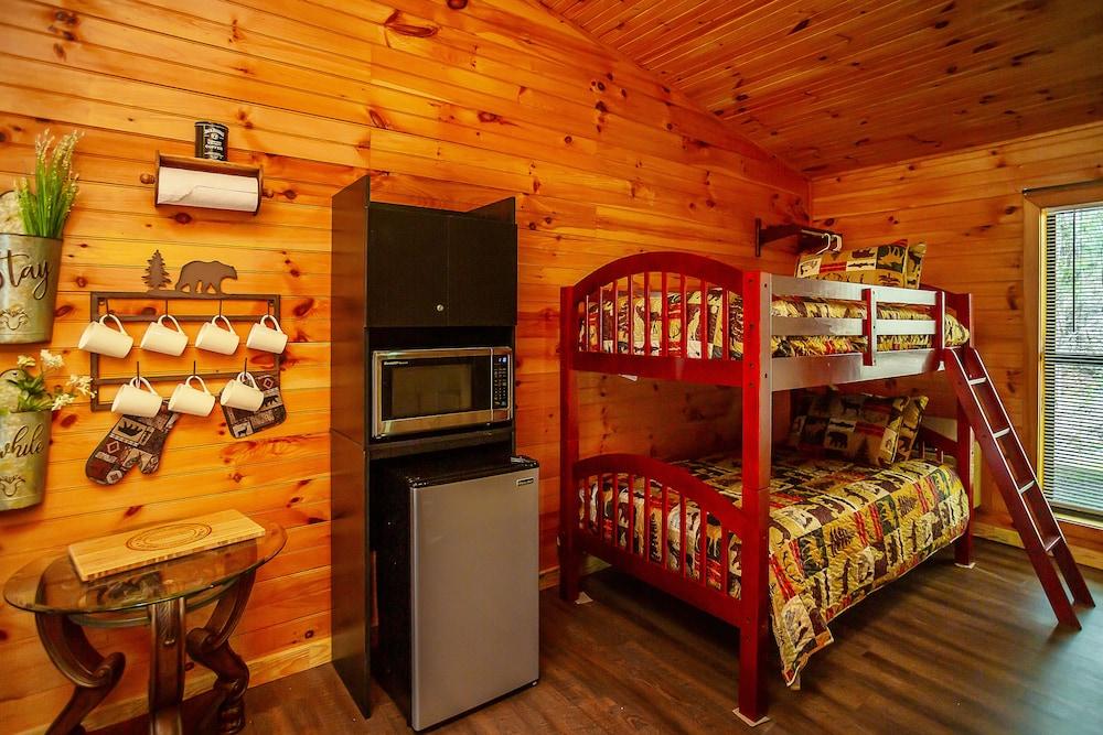 Bigfoot Lodge Room Four photo 15