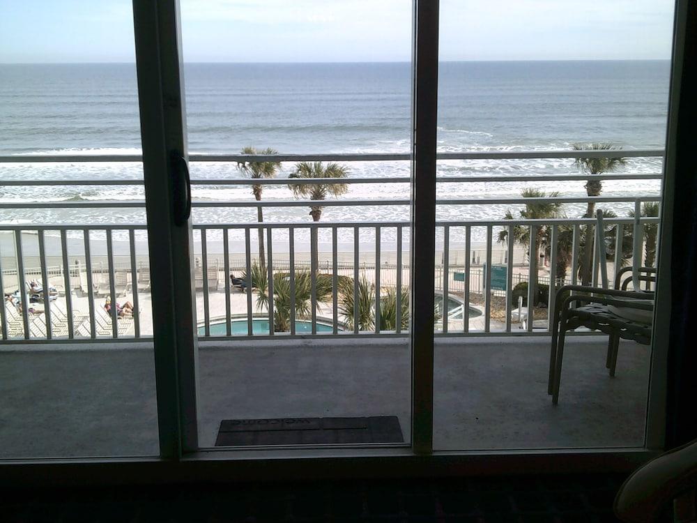 Ocean Walk Resort photo 41