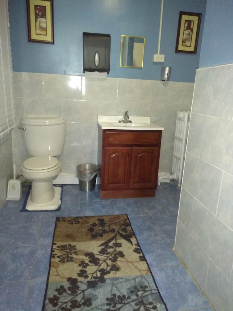 Neptune Hotel photo 13