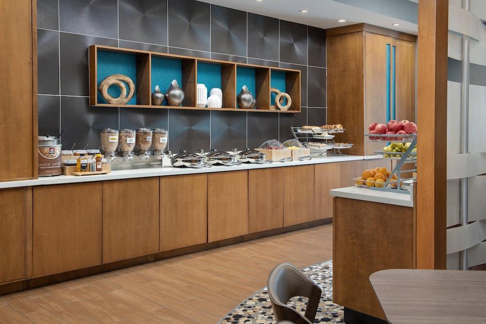 SpringHill Suites Jackson North/Ridgeland photo 16