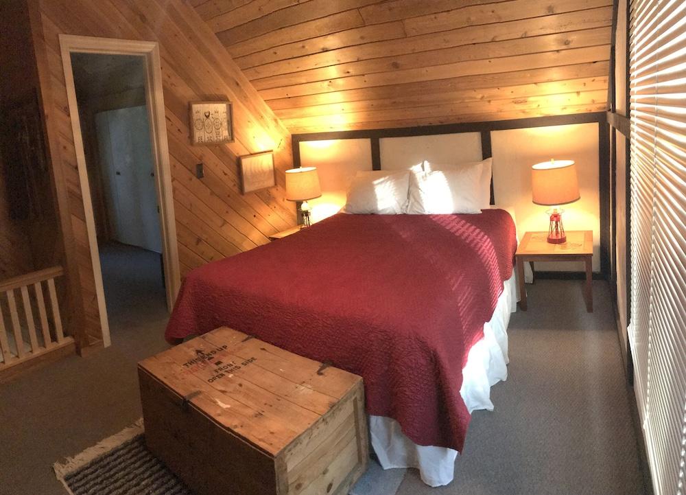 Harbor Light Inn photo 36