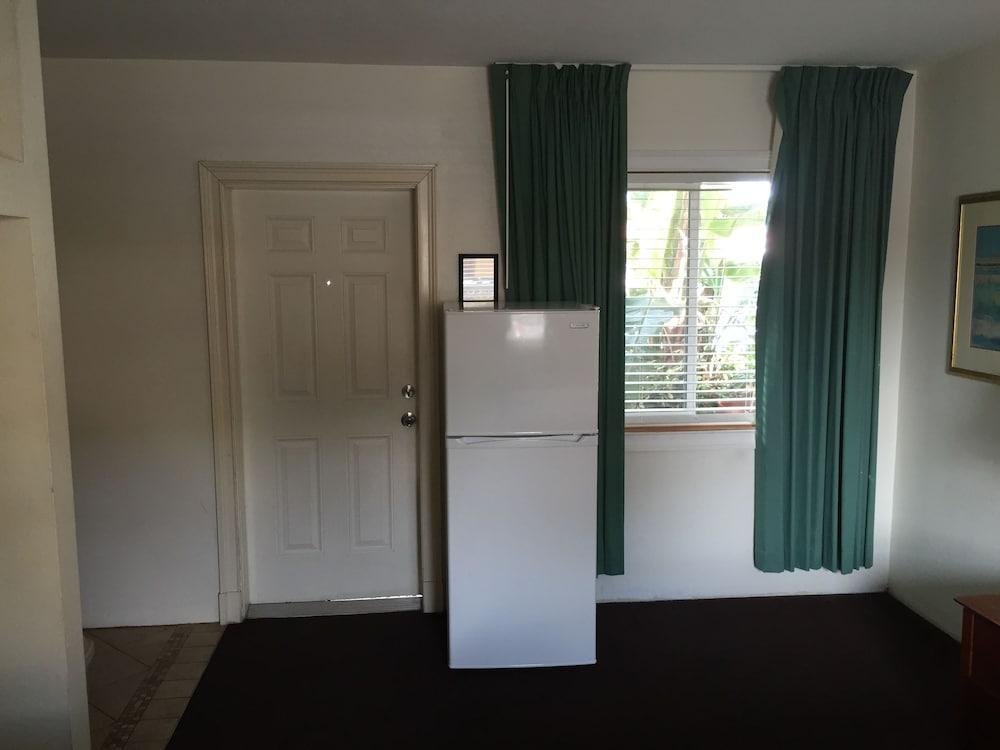 Travelers Inn photo 5