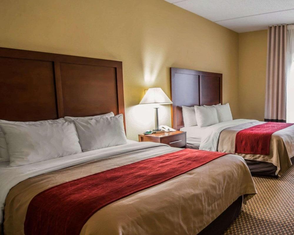 Comfort Inn & Suites Morganton South photo 13