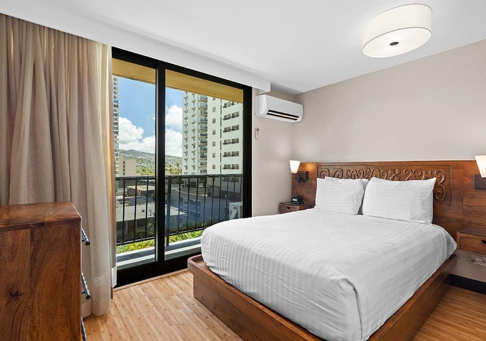 Castle Bamboo Waikīkī Hotel photo 24