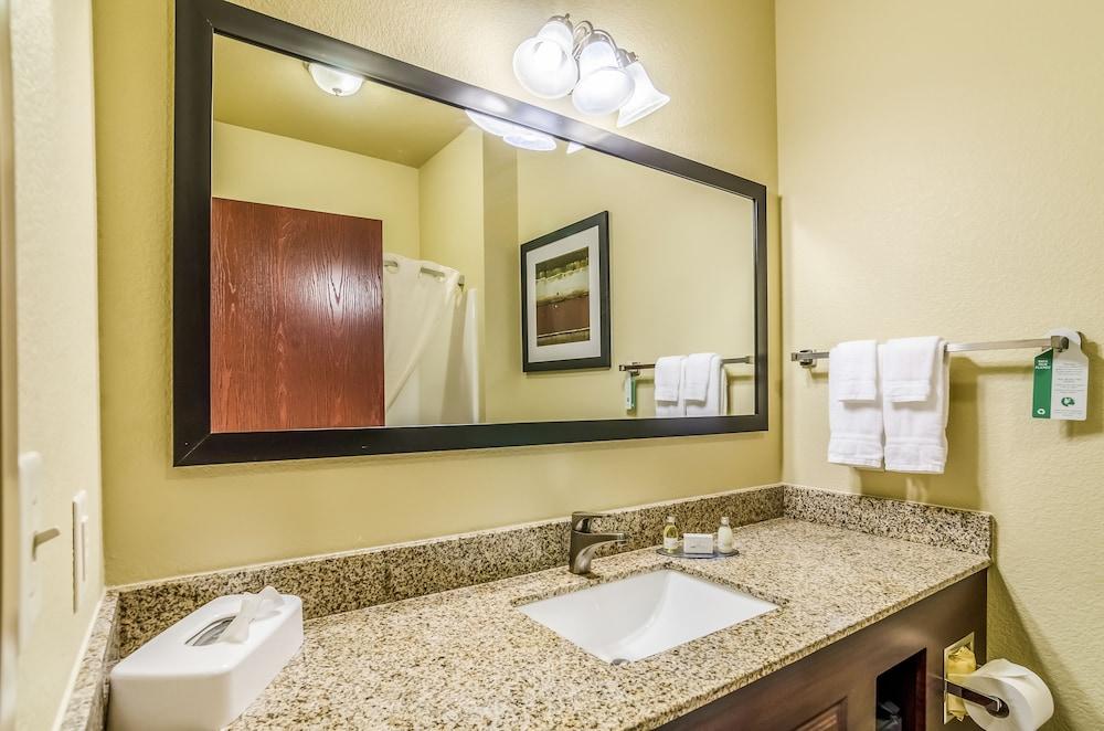 Cobblestone Inn & Suites - Vinton photo 6