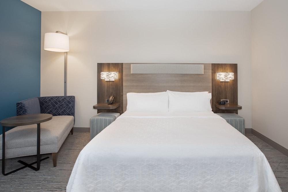 Holiday Inn Express and Suites Burley by IHG photo 6